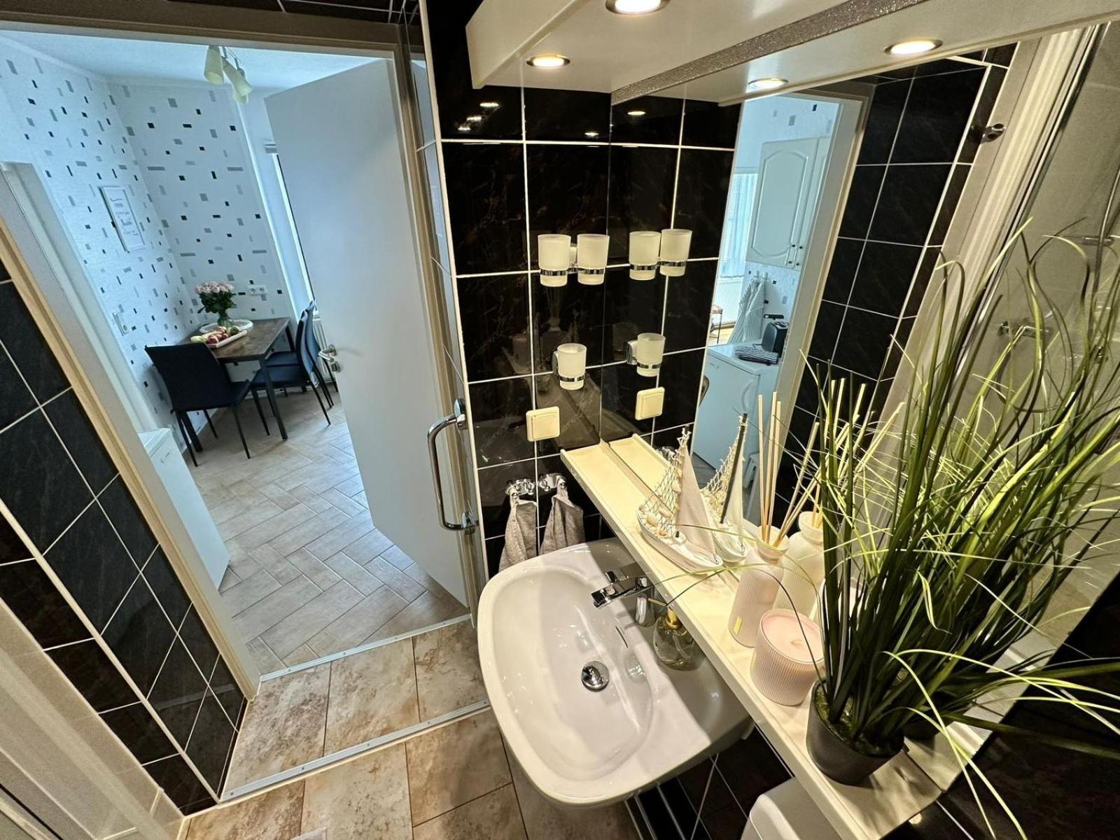 Ferienwohnung Am Strom Росток Экстерьер фото